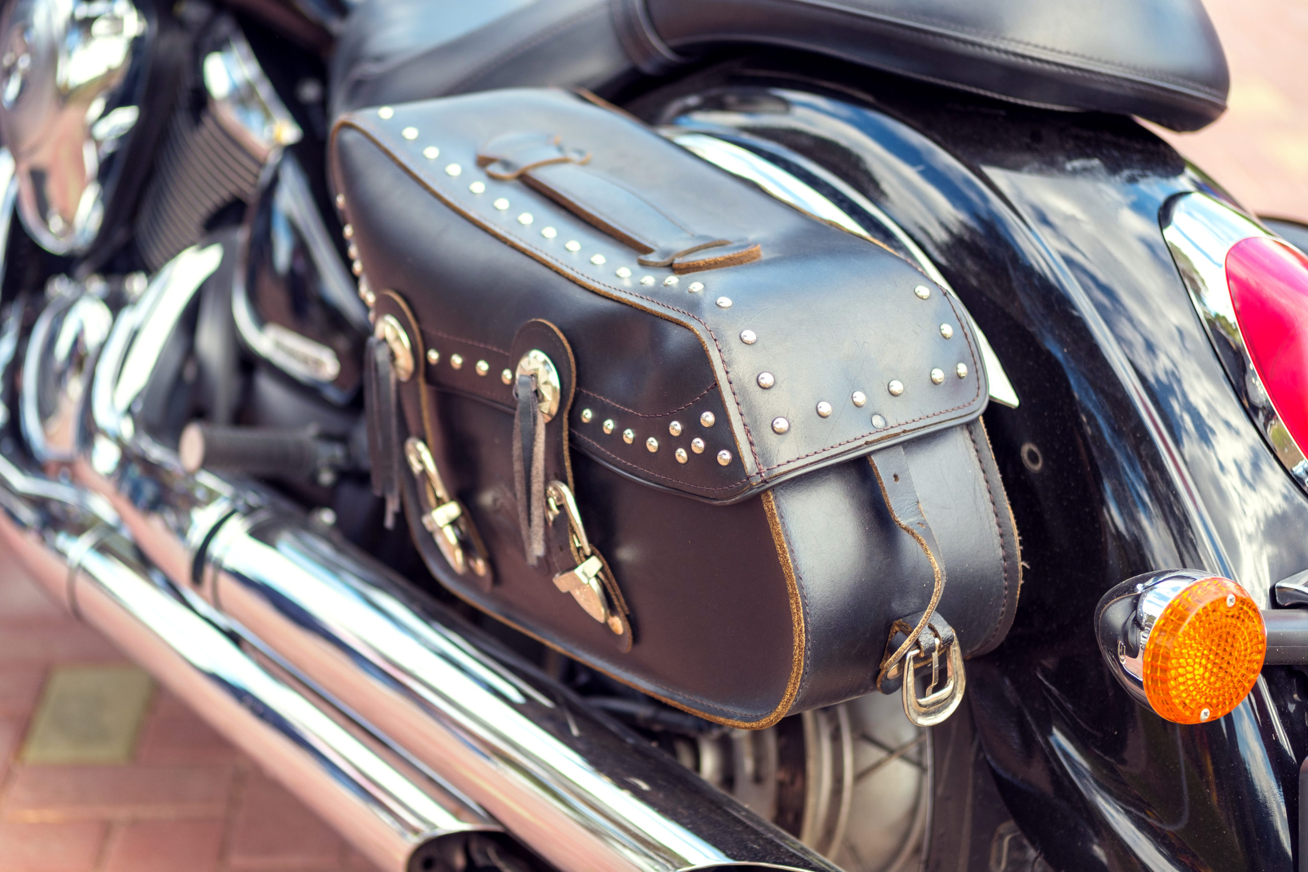 Assurance moto : qu’en est-il des objets qui sont transportés ?