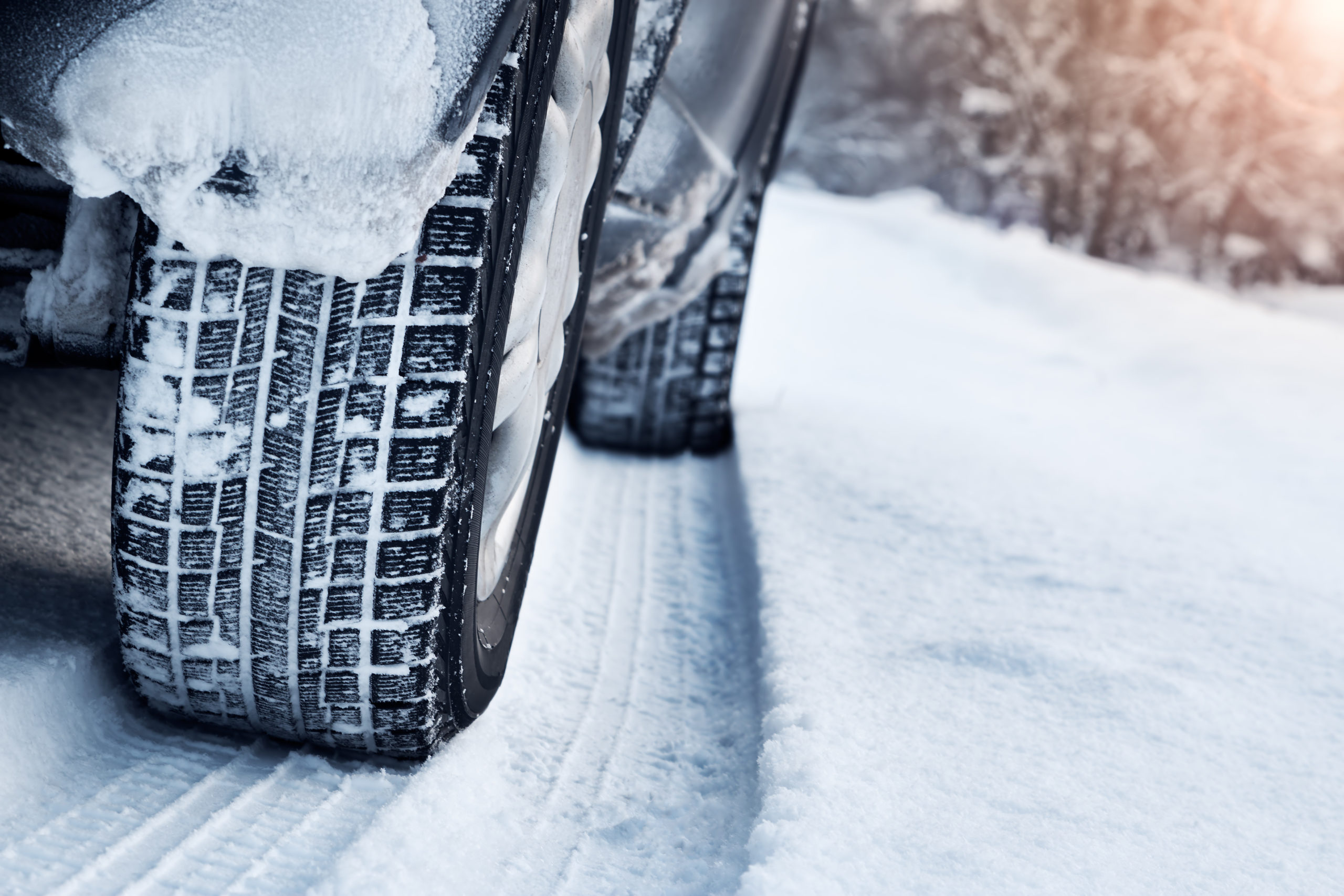 Hiver : neige et verglas, comment bien rouler en toute sécurité ?