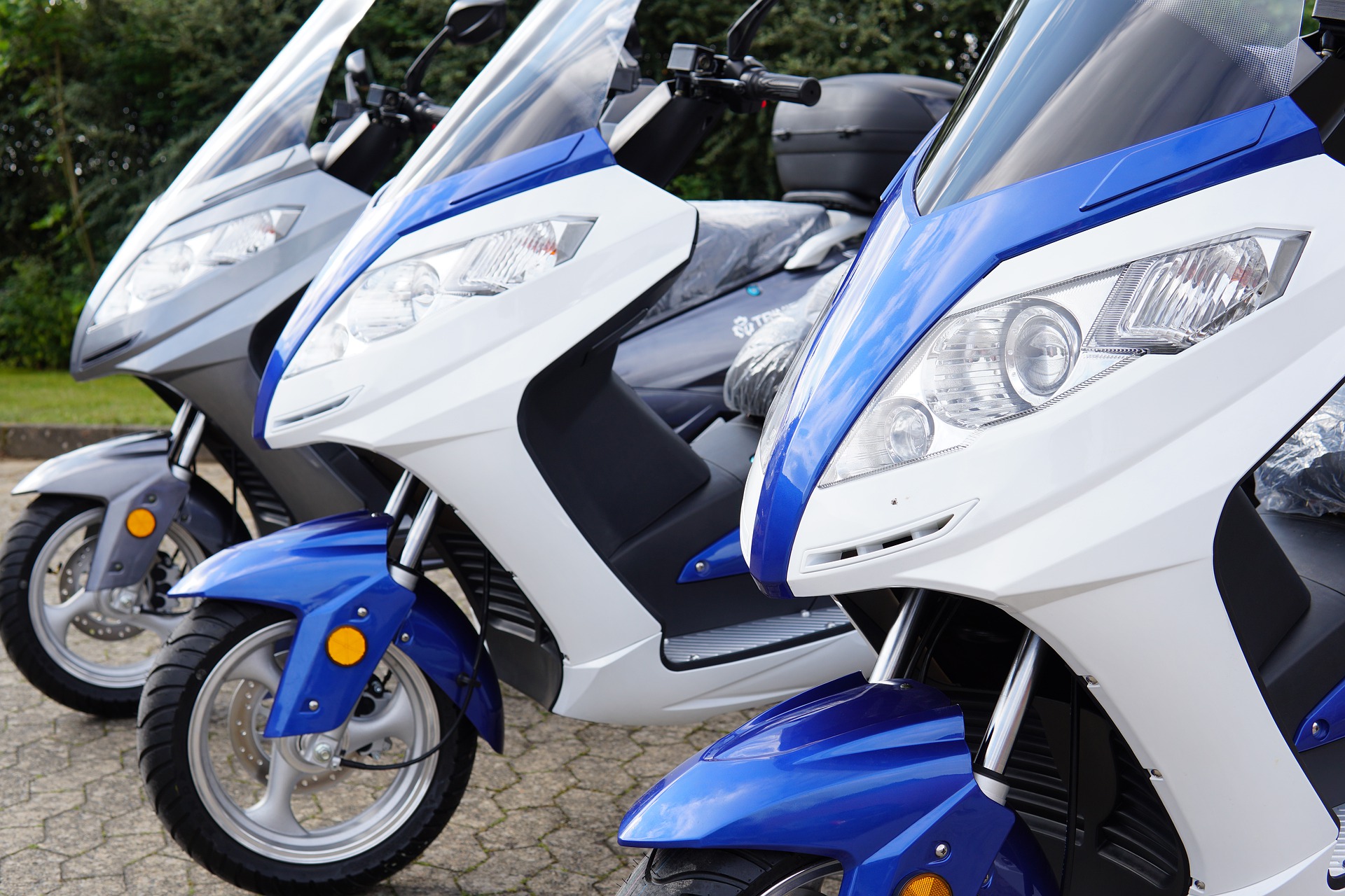 Des scooters électriques en libre-service cet été à Paris