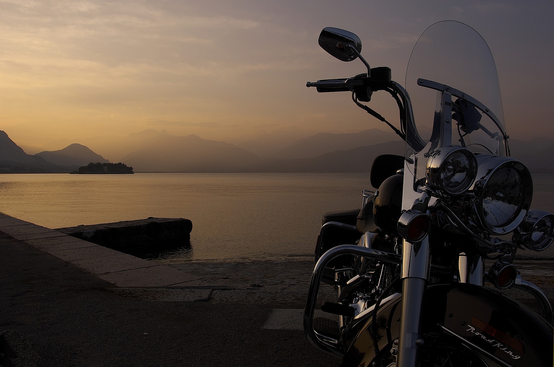 Contrôle technique pour motos et trois-roues: vers une obligation ?